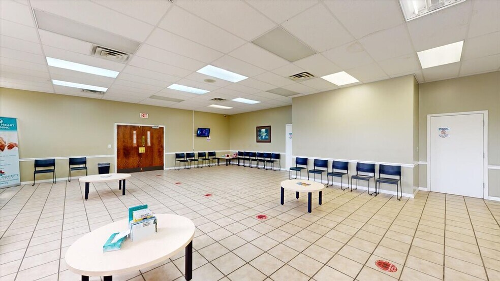 More Photos Of 113 Bo Bo Dr, Crystal Springs Freestanding For Lease