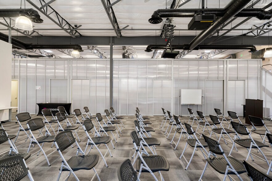 More Photos Of 920 Reserve Dr, Roseville Loft Creative Space For Lease