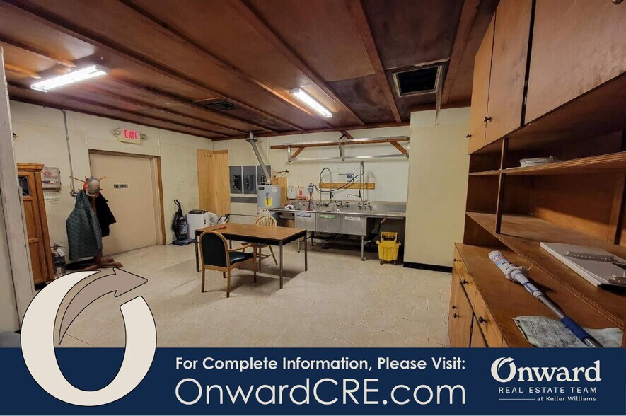 More Photos Of 24350 N I 35, West Restaurant For Sale