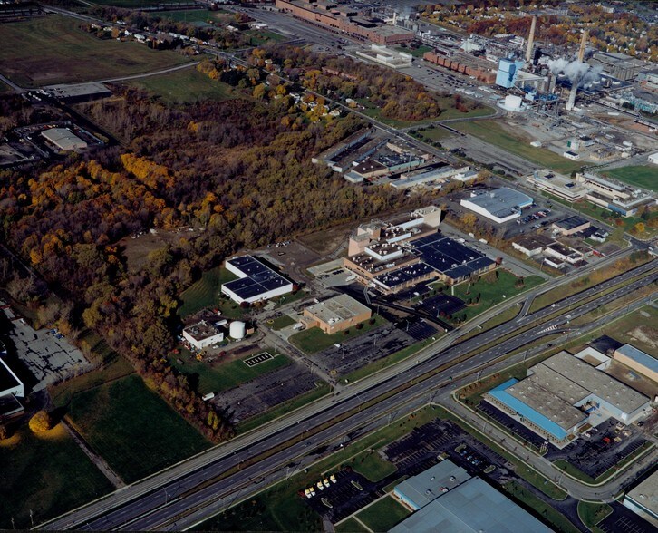 More Photos Of 1999 Mount Read Blvd, Rochester Manufacturing For Lease