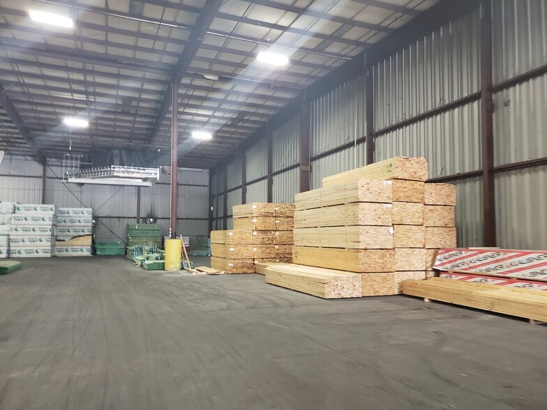 More Photos Of 1900 W New Hampshire St, Orlando Manufacturing For Lease