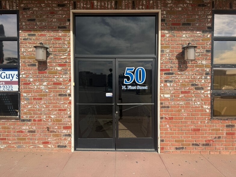 More Photos Of 50 N 1st St, Banning Storefront For Sale