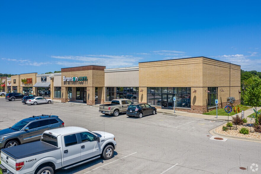 More Photos Of 482-490 Branson Landing Blvd, Branson General Retail For Sale