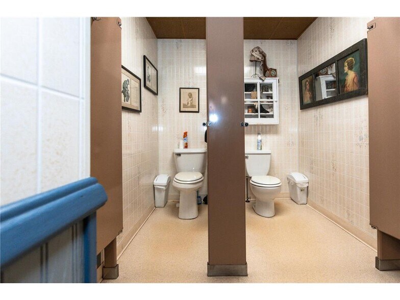 More Photos Of 102 E Centennial 84 Dr, New York Mills Restaurant For Sale