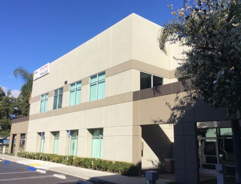 More Photos Of 5862 Bolsa Ave, Huntington Beach Manufacturing For Lease