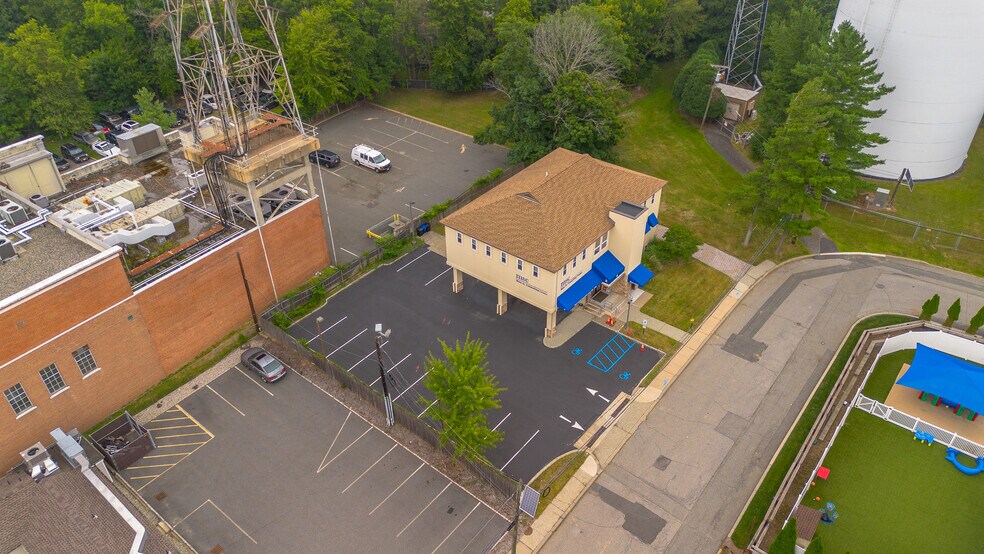 More Photos Of 8 Marcella Ave, West Orange Medical For Sale