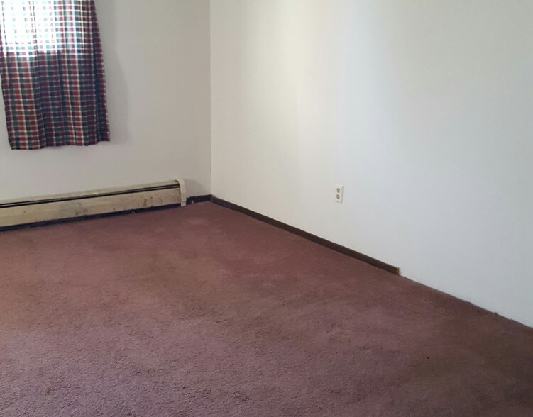 More Photos Of 624 Cleveland Rd E, Huron Apartments For Sale