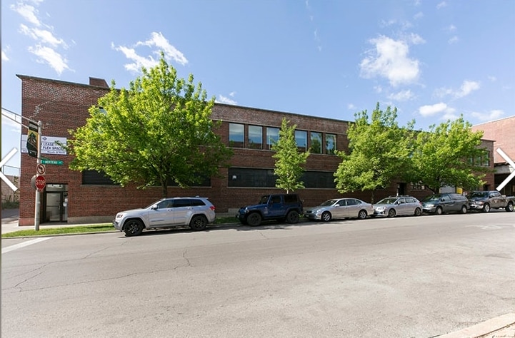 More Photos Of 1801 W Berteau Ave, Chicago Warehouse For Lease