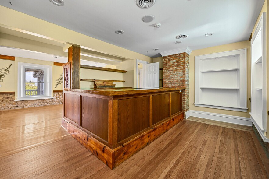 More Photos Of 3610 County Road 6, Geneva Restaurant For Sale