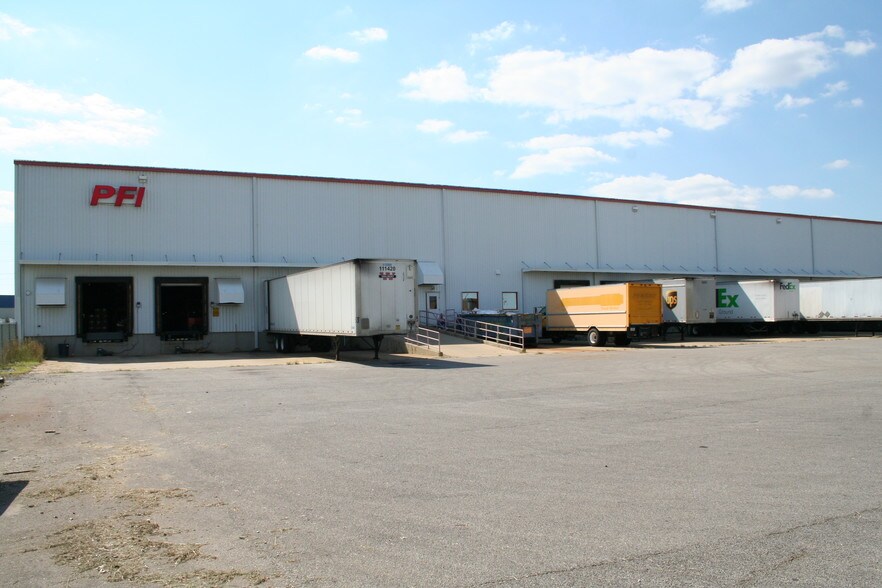 More Photos Of 250 Mitch McConnell Way, Bowling Green Industrial For Sale