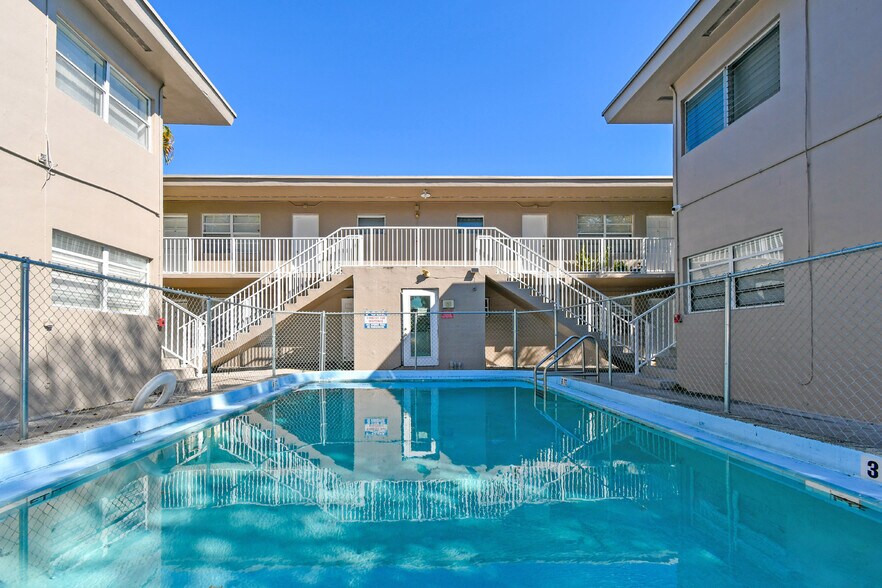 More Photos Of 17031 NE 21st Ave, North Miami Beach Apartments For Sale