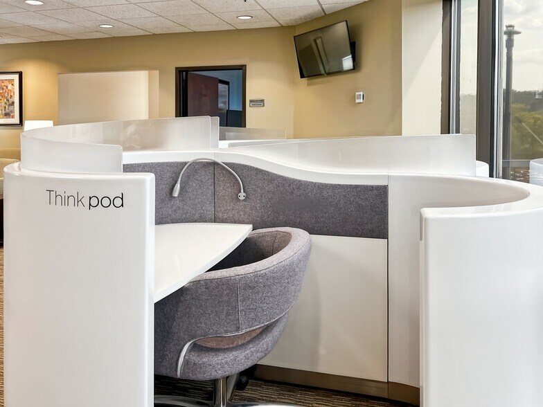 More Photos Of 100 West Rd, Towson Coworking Space