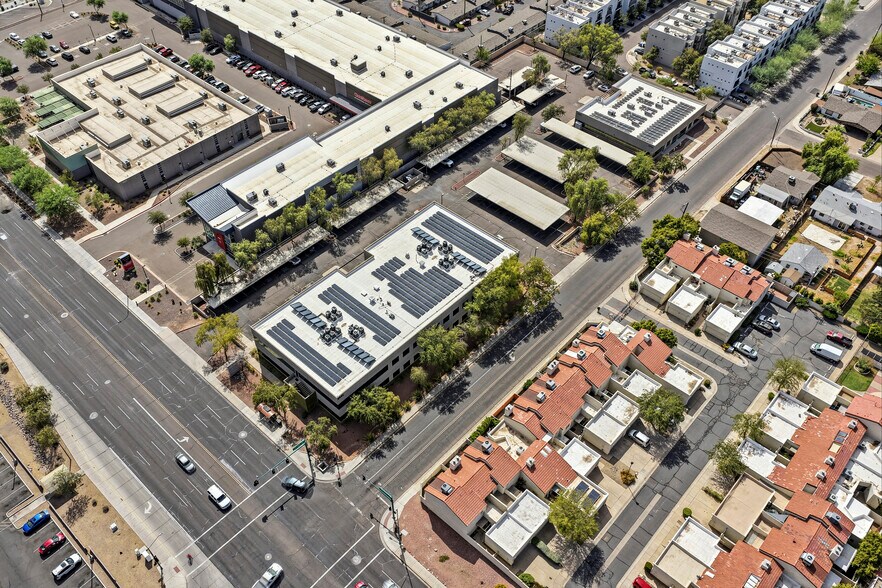 More Photos Of 2051 W Northern Ave, Phoenix Medical For Lease