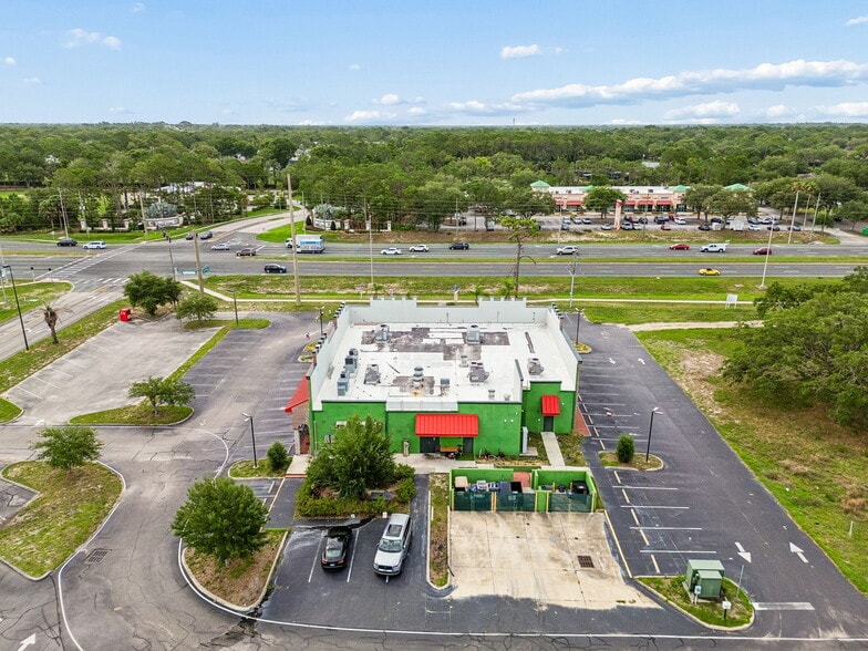 More Photos Of 3007 Commercial Way, Spring Hill Restaurant For Sale