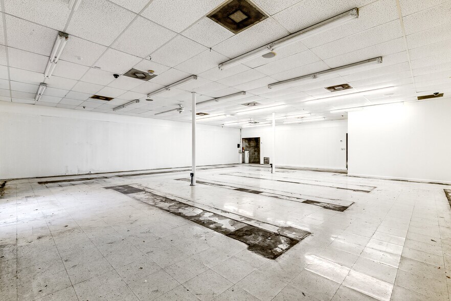 More Photos Of 811 S 21st Ave, Hollywood Freestanding For Lease