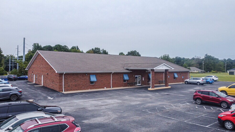 More Photos Of 2620 Perkins Creek Dr, Paducah Office For Sale