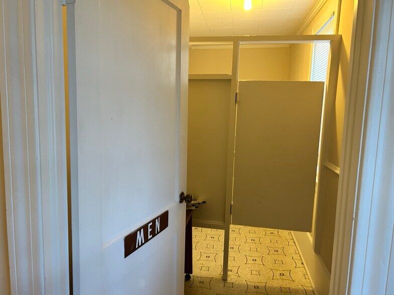 108 Fayetteville, Micro, NC 27555 Religious Facility For Sale