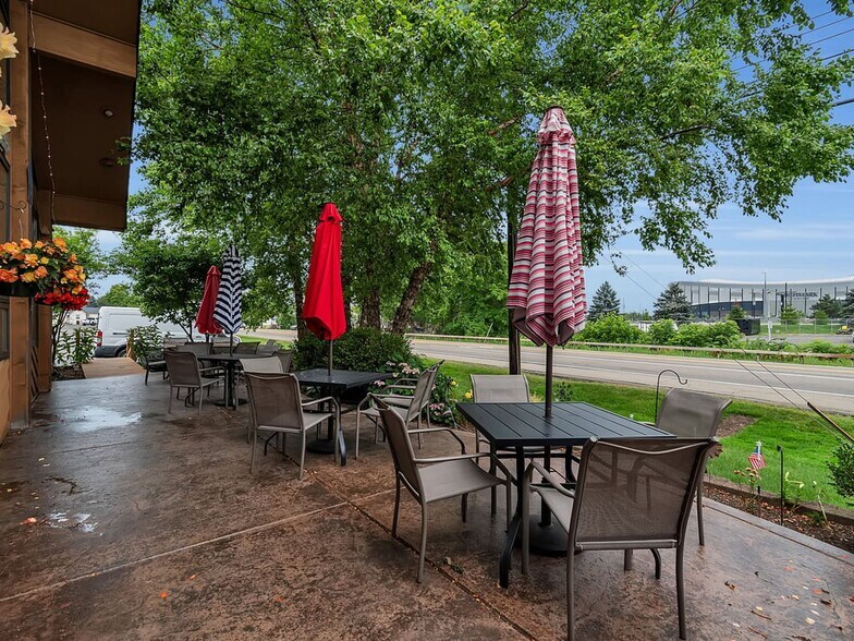 More Photos Of 4300 Abbott Rd, Orchard Park Restaurant For Sale
