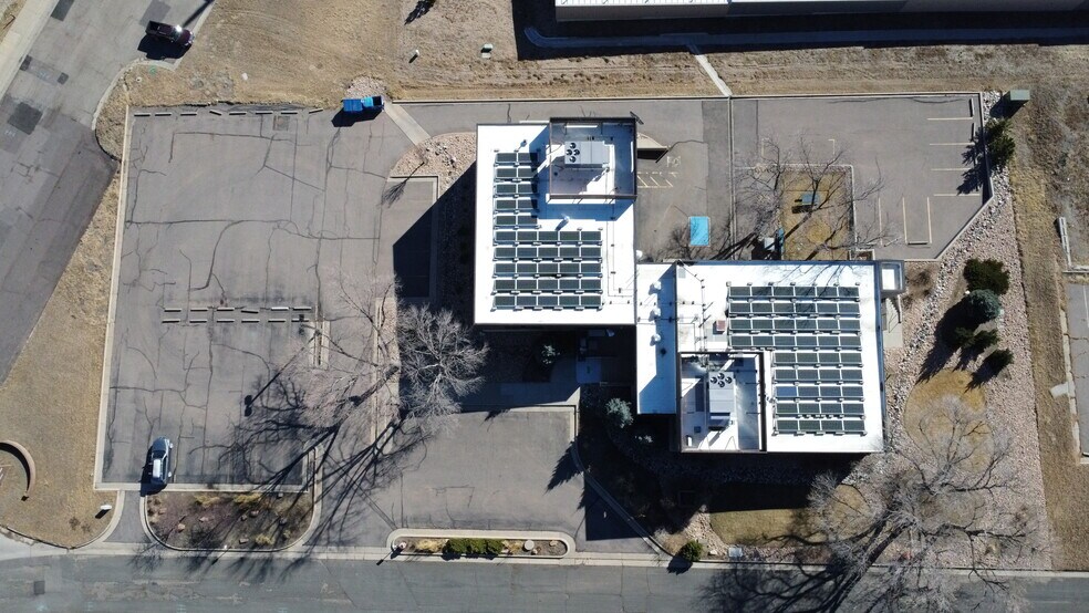 More Photos Of 5926 McIntyre St, Golden Office For Lease