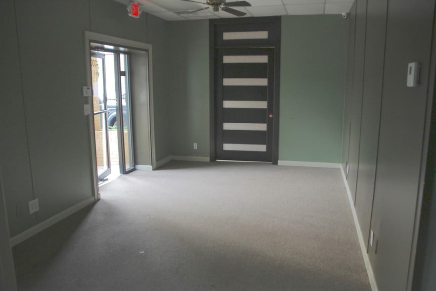 More Photos Of 4300 Business Park Ct, Lilburn Distribution For Lease