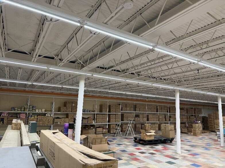 More Photos Of 932 Airport Rd, Ferguson Freestanding For Sale