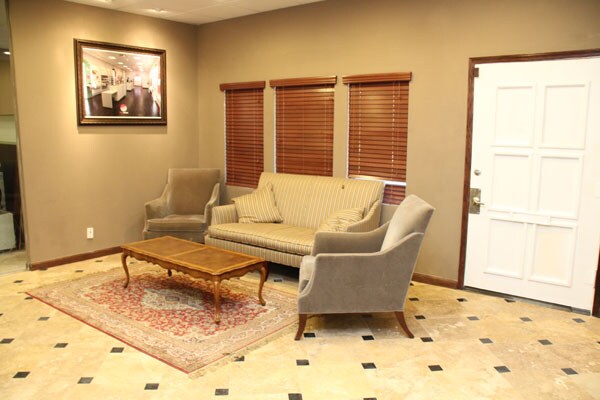 More Photos Of 86 W University Dr, Mesa Office For Sale