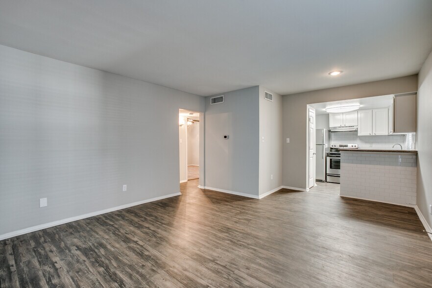 More Photos Of 8900 Chimney Rock Rd, Houston Apartments For Sale