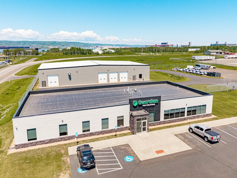 More Photos Of 3131 Halvor Ln, Superior Light Distribution For Lease