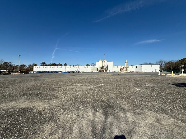 More Photos Of 1400 N Mill Rd, Vineland Warehouse For Lease