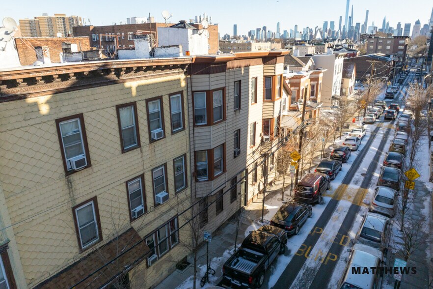 More Photos Of 214 44th St, Union City Apartments For Sale