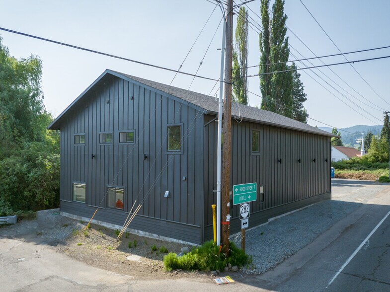 More Photos Of 3061 Odell Hwy, Hood River Specialty For Sale