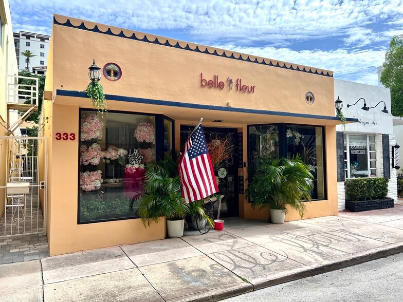 Primary Photo Of 333 Alcazar Ave, Coral Gables Storefront For Sale