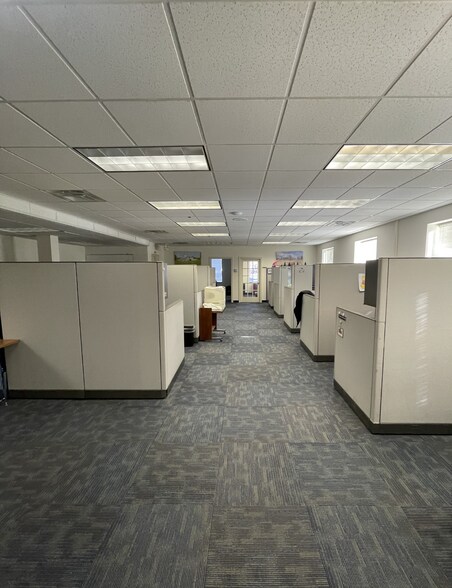 More Photos Of 1200 Philadelphia Pike, Wilmington Office For Sale