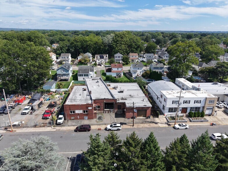 More Photos Of 109 West Shore Ave, Dumont Manufacturing For Sale