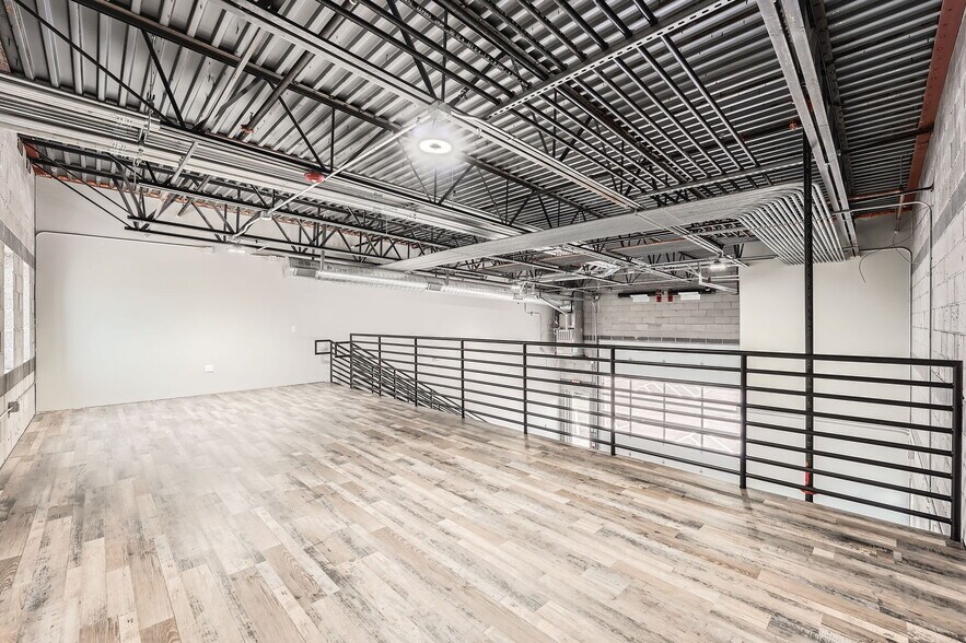 More Photos Of 10264 Dransfeldt Pl, Parker Showroom For Sale