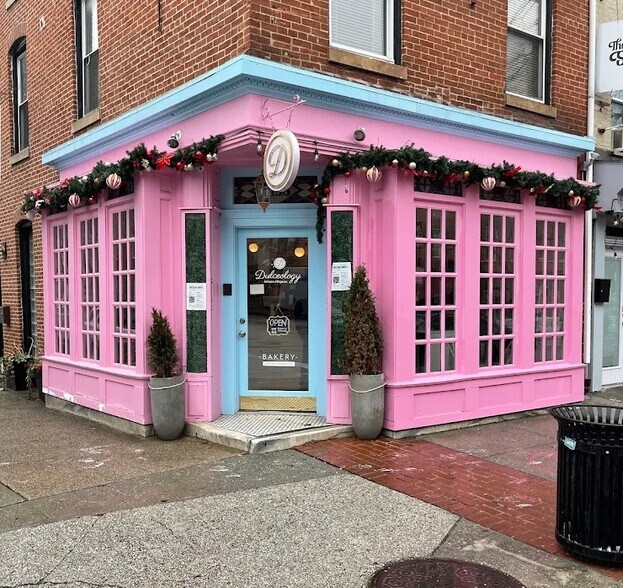 Primary Photo Of 1138 S Charles St, Baltimore Office For Lease