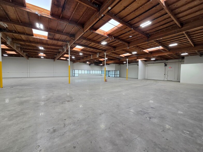 More Photos Of 3 Autry, Irvine Warehouse For Lease