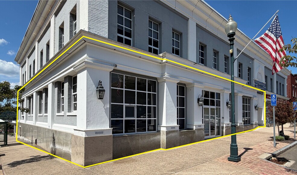 More Photos Of 2-6 N Main St, Wallingford Bank For Lease