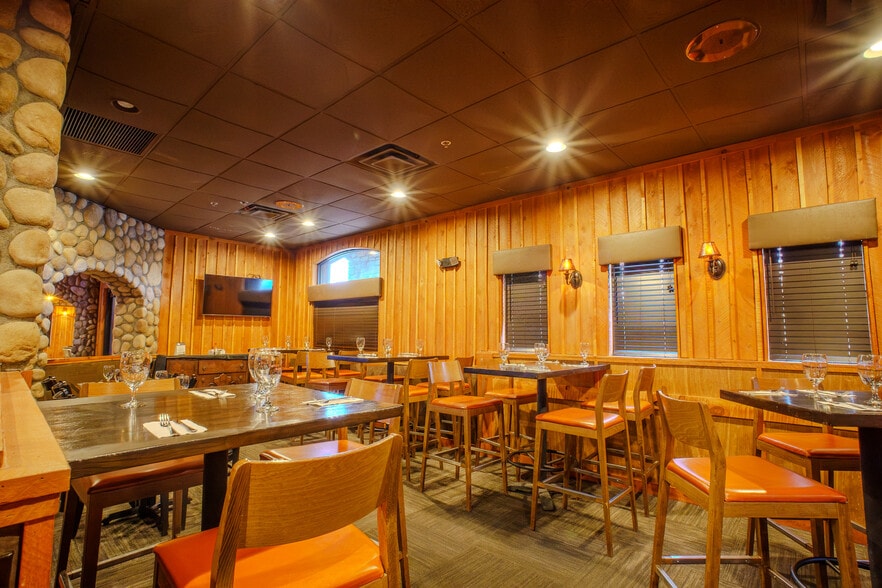 More Photos Of 891 De Marco Dr, Henderson Restaurant For Lease