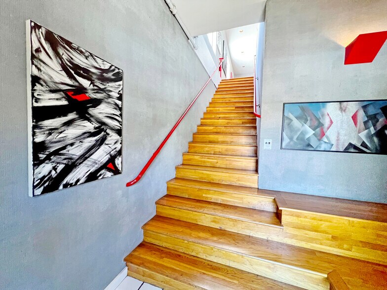 More Photos Of 21-23 W Anapamu St, Santa Barbara Medical For Sale