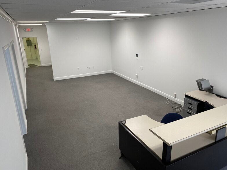 More Photos Of 4851 W Hillsboro Blvd, Coconut Creek Office For Sale