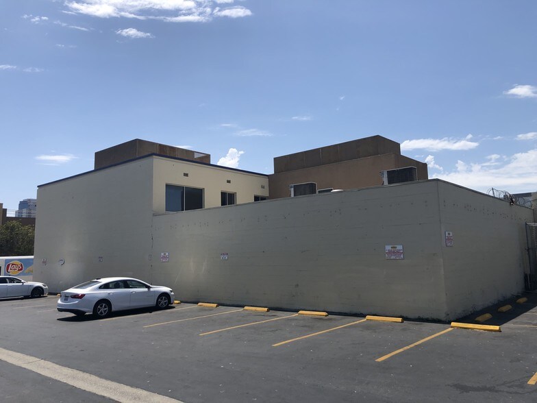 More Photos Of 225 E 6th St, Long Beach Medical For Lease