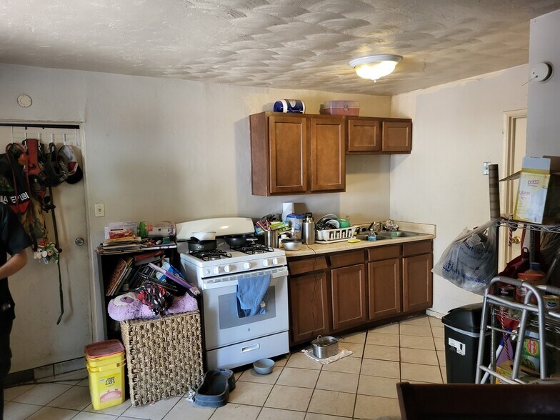 More Photos Of 1827 E 13th St, Tucson Multifamily For Sale