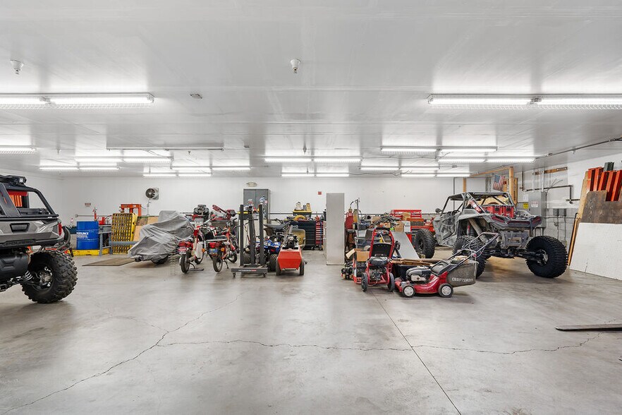 More Photos Of 111 Tennessee St, Vallejo Auto Dealership For Sale