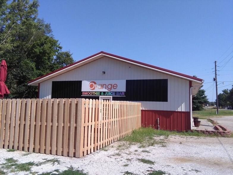 More Photos Of 311 N Highway 39, Miller Convenience Store For Sale