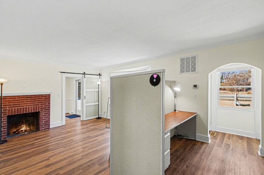 More Photos Of 2603 Lafayette Blvd, Fredericksburg General Retail For Lease