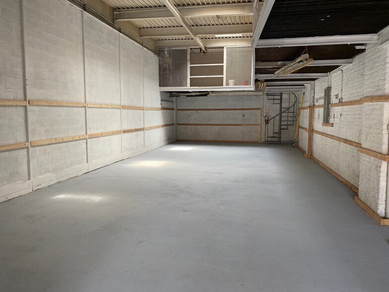 More Photos Of 117 14th St, Brooklyn Manufacturing For Sale