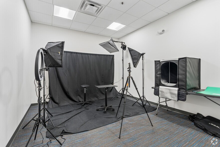 More Photos Of 1230 Macklind Ave, Saint Louis Coworking Space