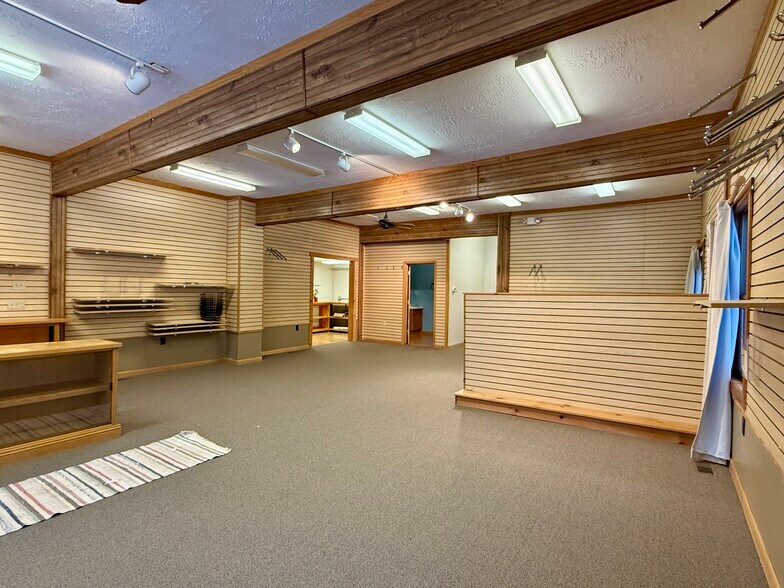 More Photos Of 6541 Duck Lake rd, Land O Lakes Storefront Retail Residential For Sale