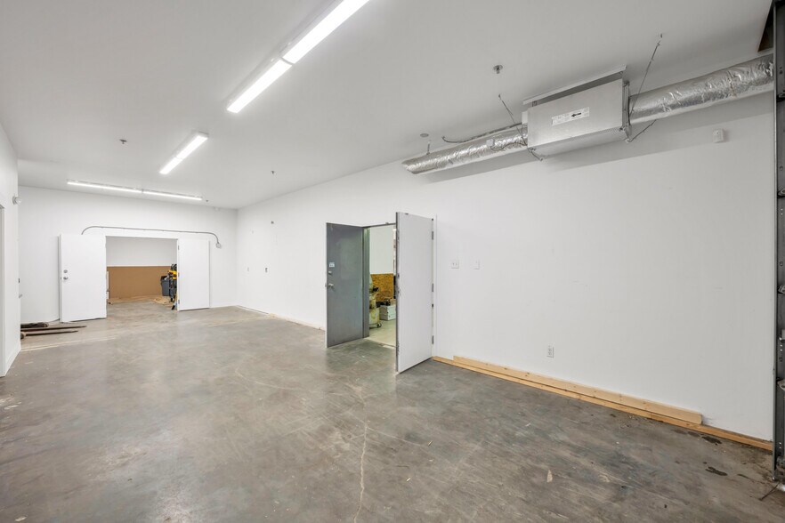 More Photos Of 17750 65A Av, Surrey Showroom For Sale